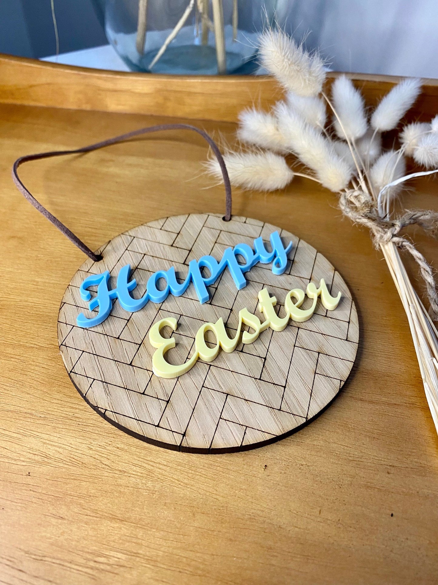 'Happy Easter' disc